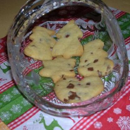 クリスマスクッキーに。サクサク美味しい！味見のつもりが、パクパク、止まりません！